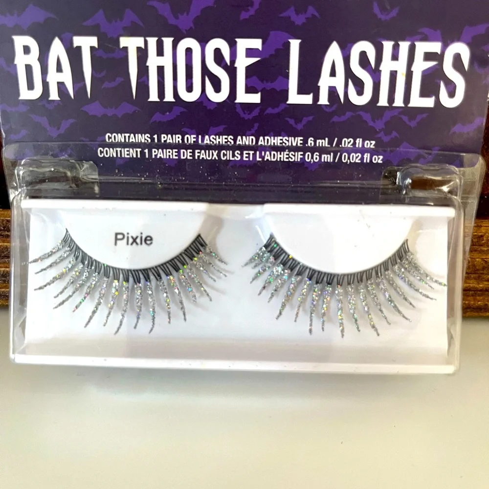 BAT THOSE EYELASHES - Picture 1 of 3